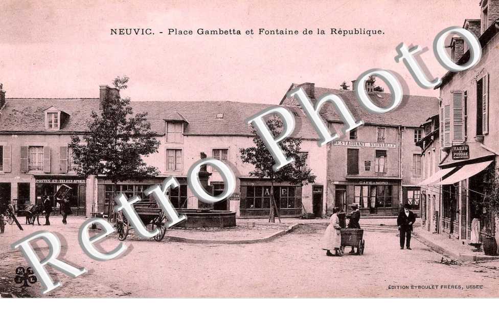 place gambetta et fontaine de la republique