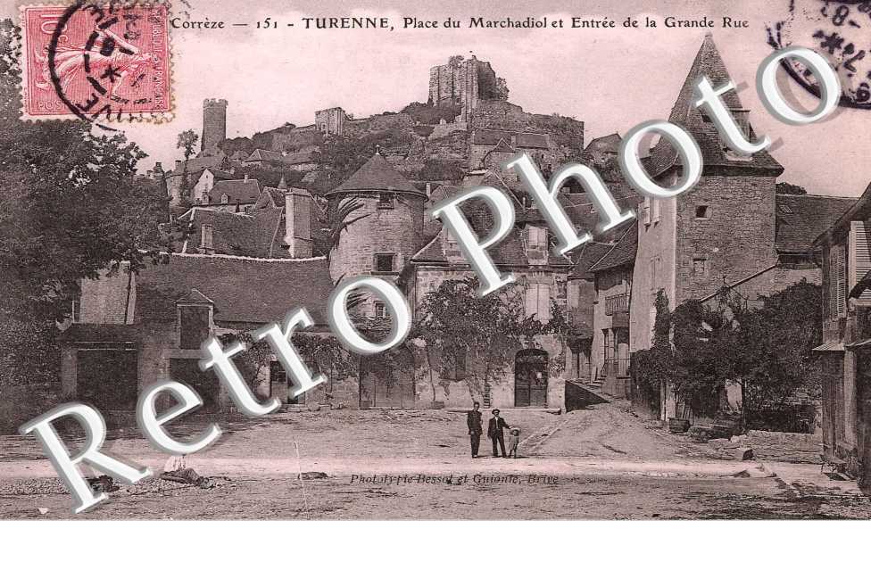 place du marchadiol et entree de la grande rue