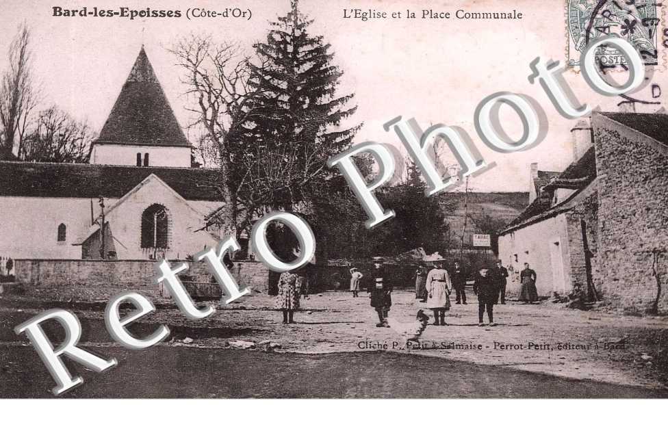L'EGLISE ET LA PLACE