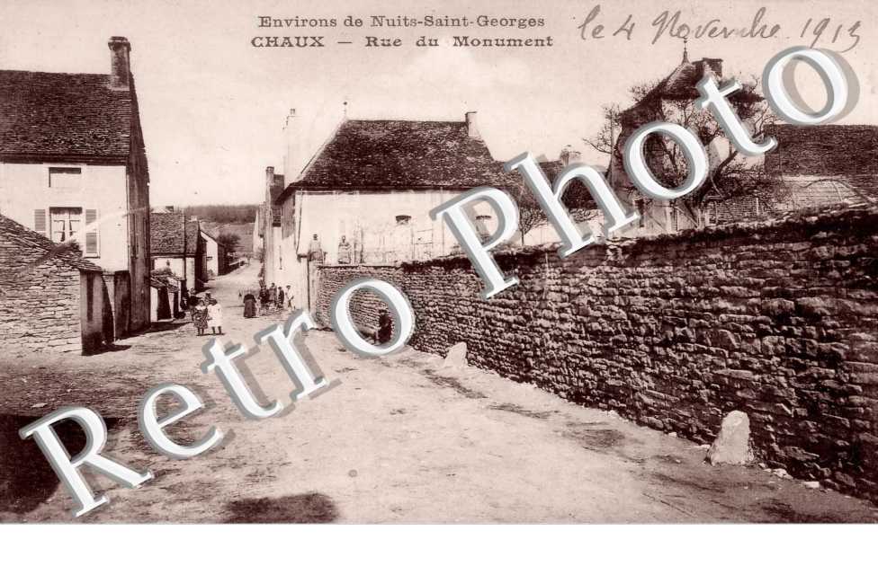 RUE DU MONUMENT