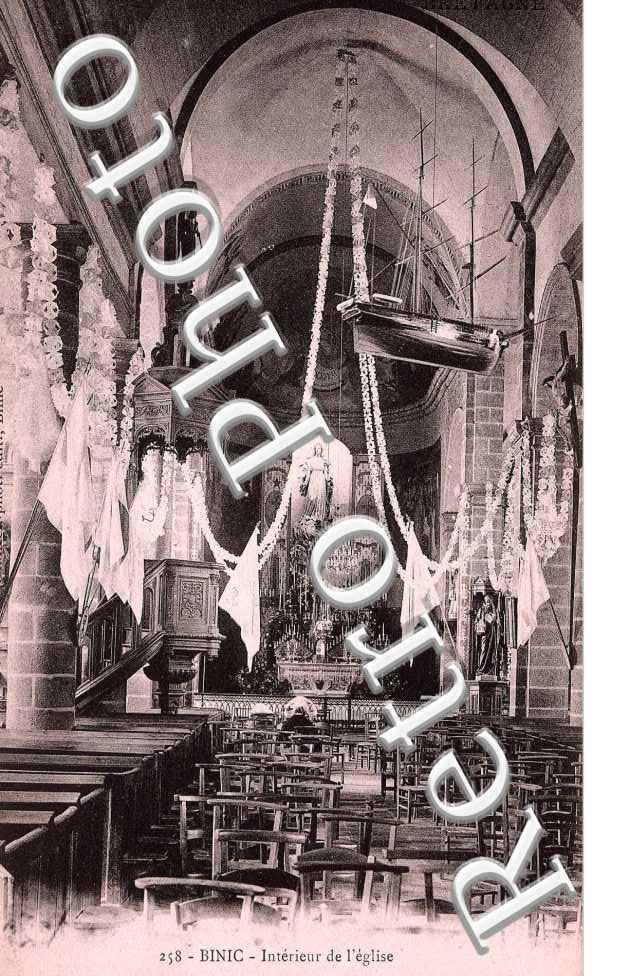 interieur de l'Eglise