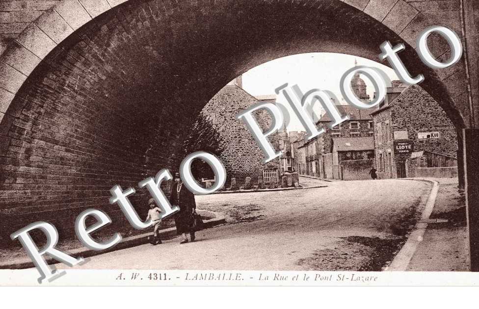 LA RUE ET LE PONT SAINT LAZARE