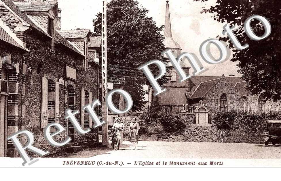 L'EGLISE ET LE  MONUMENT AUX MORTS