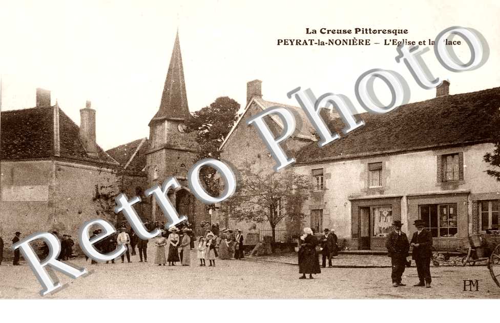 L'eglise et la place