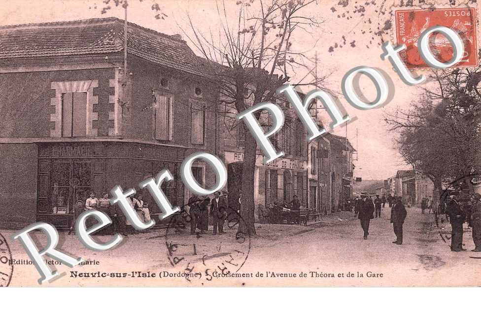 Croisement de l'avenue de Theora et de la gare