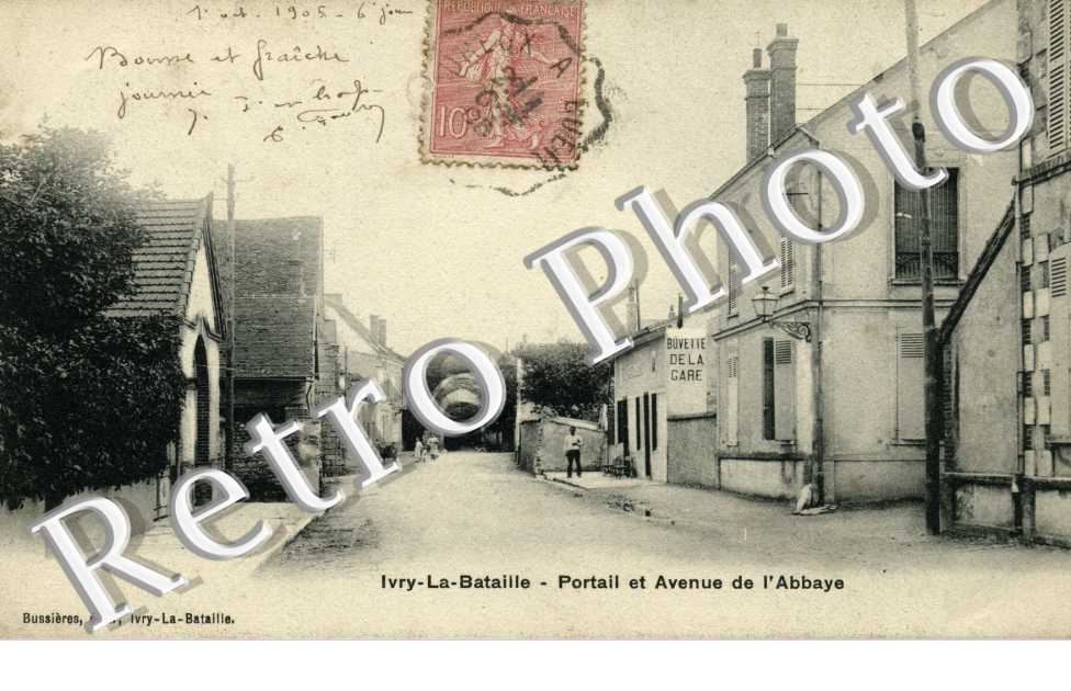 portail et avenue de l'abbaye