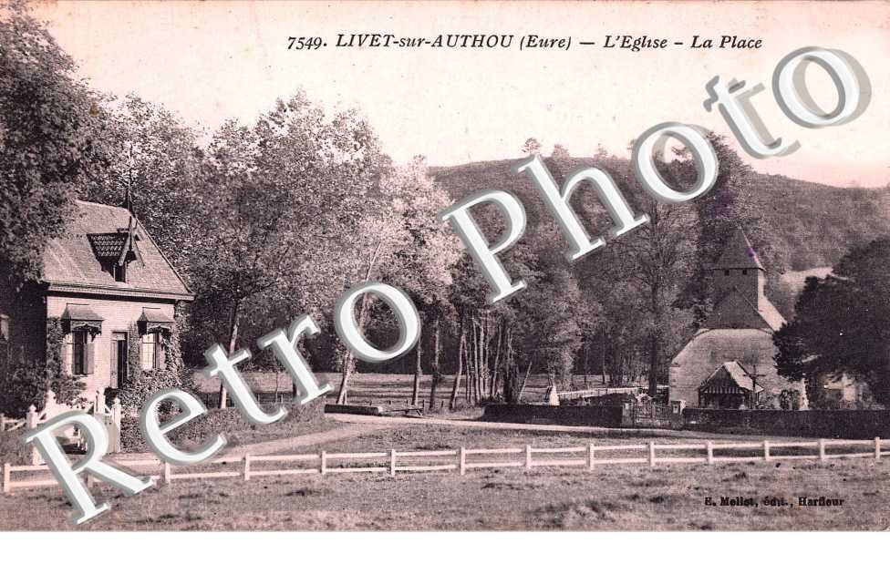 L'eglise - la place