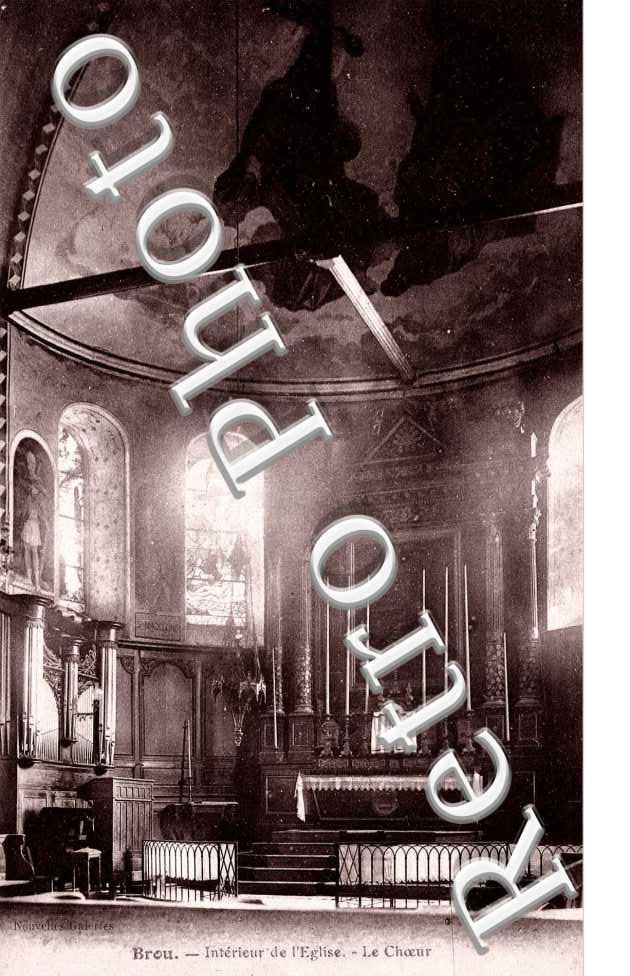 Interieur de l'eglise - le choeur