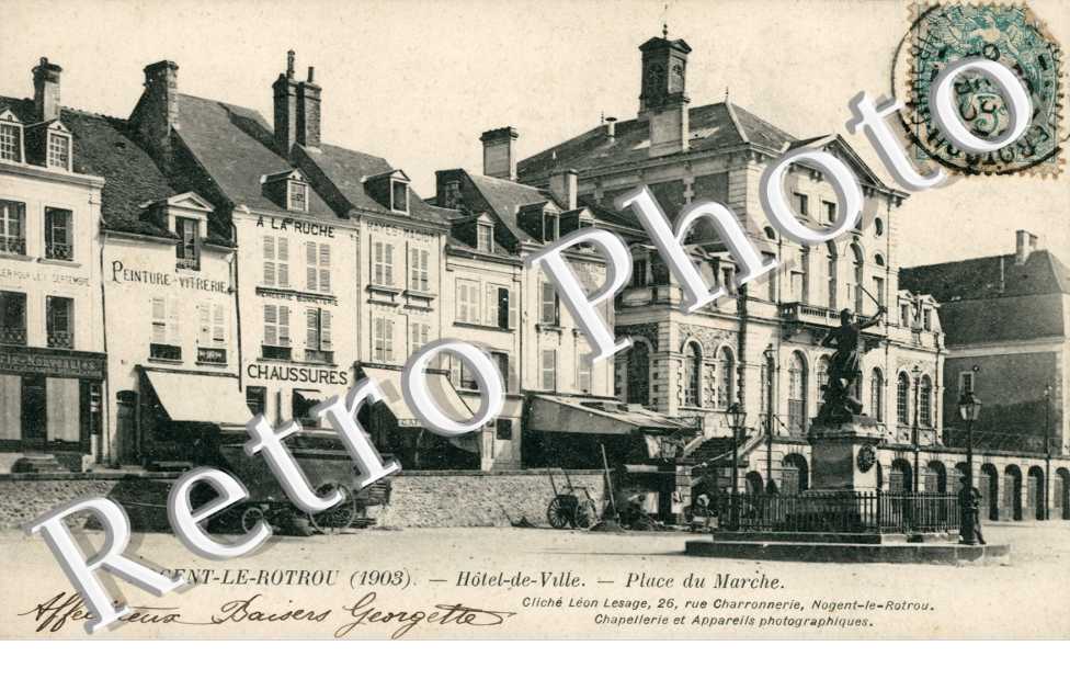 Hôtel de Ville - Place du Marché