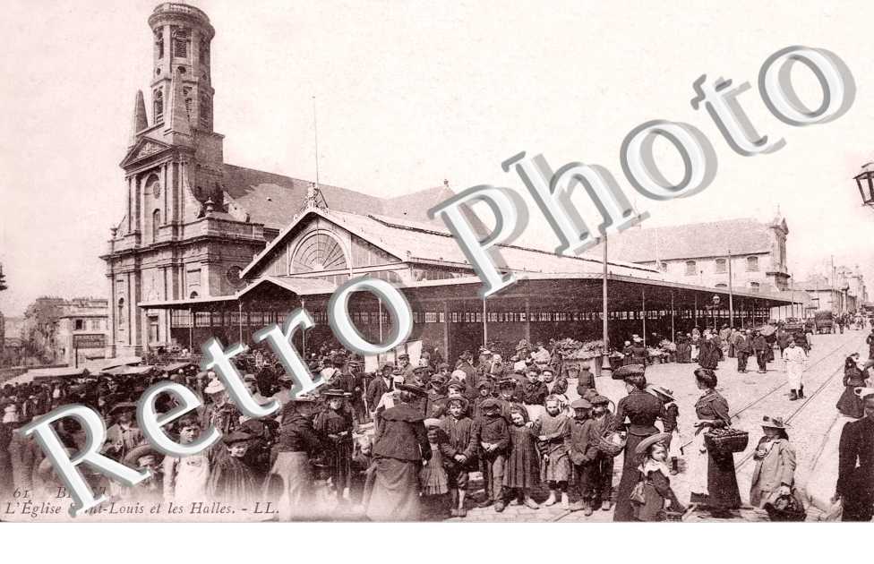 EGLISE ST LOUIS ET LES HALLES