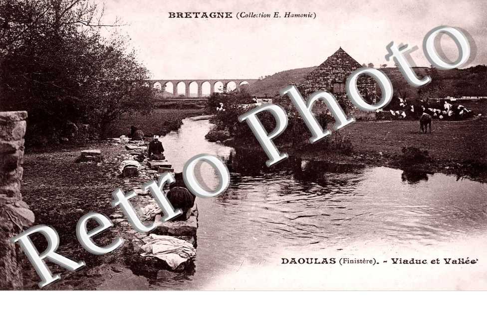 Viaduc et vallee