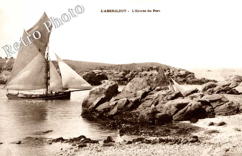 L'ABERILDUT  -  L'entree du Port