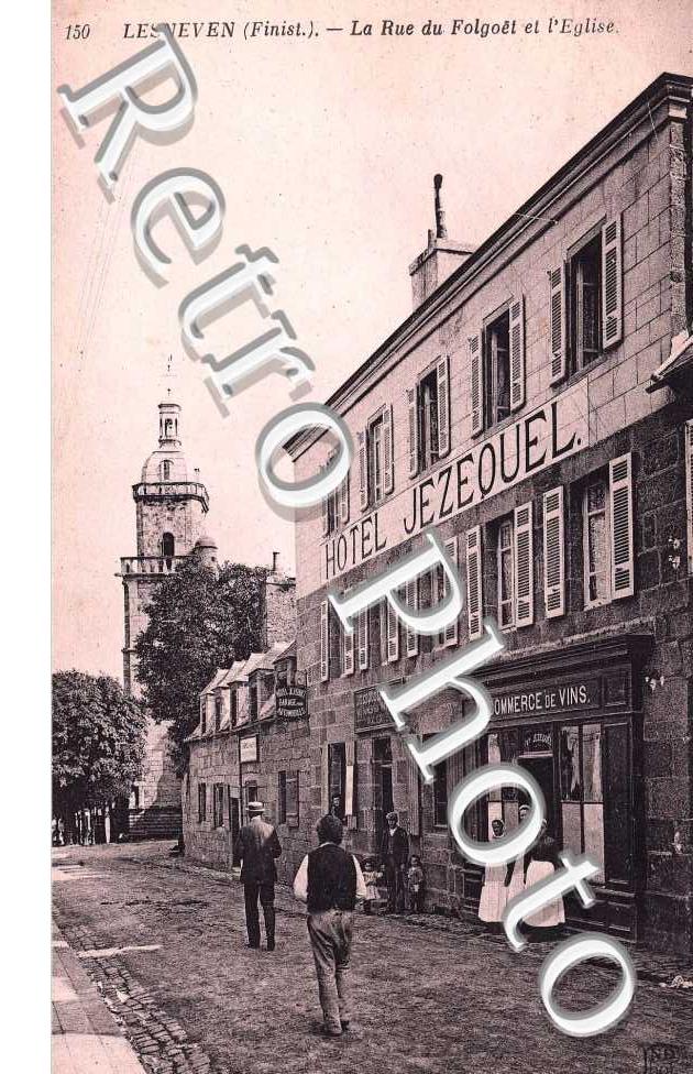 rue du folgoët et l'eglise (hotel jezequel)