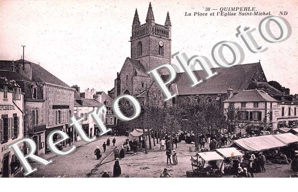 la place et l'eglise saint michel