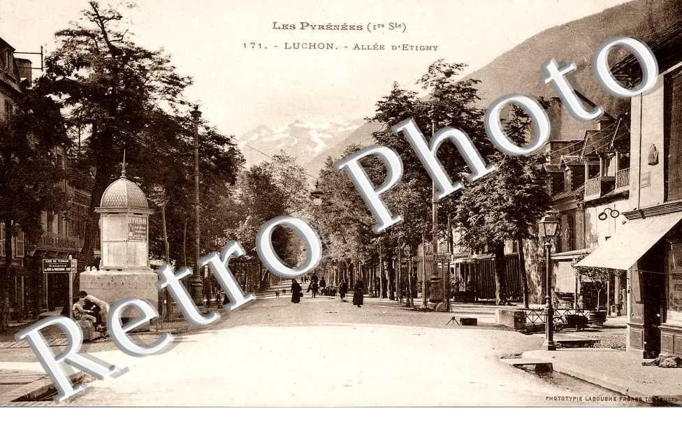 Vue générale de l'allée d'Etigny