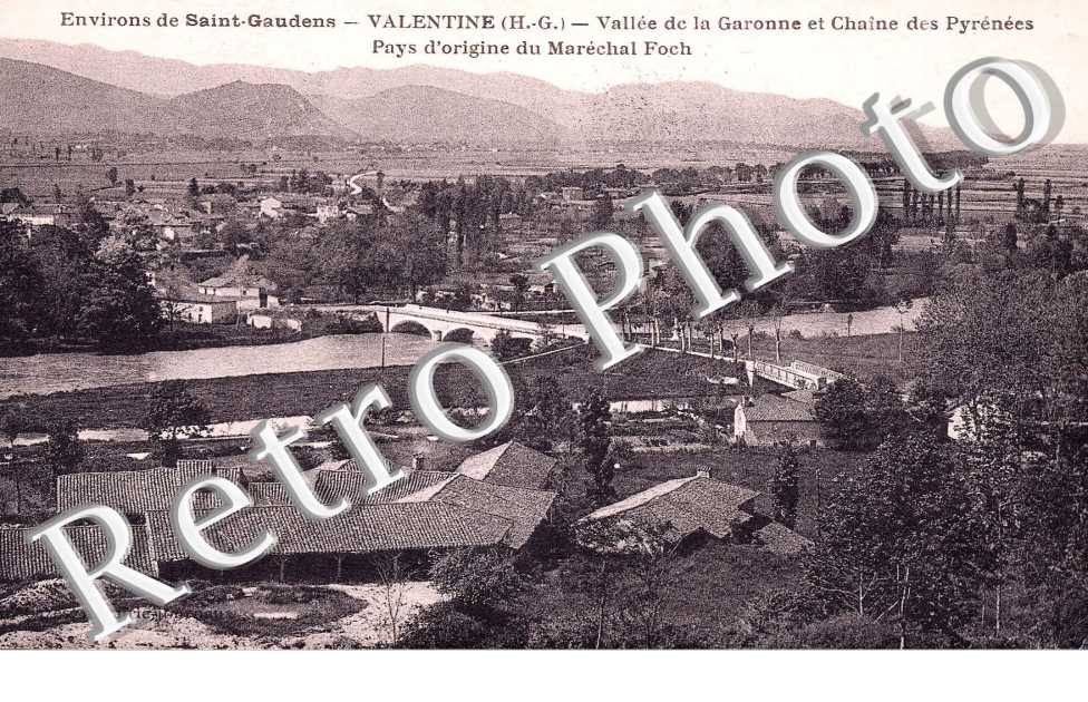 vallee de la Garonne et chaine des Pyrenees