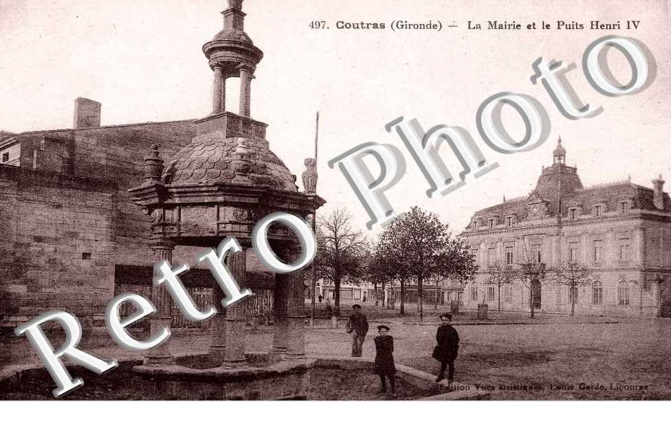 La Mairie et le Puits Henri IV