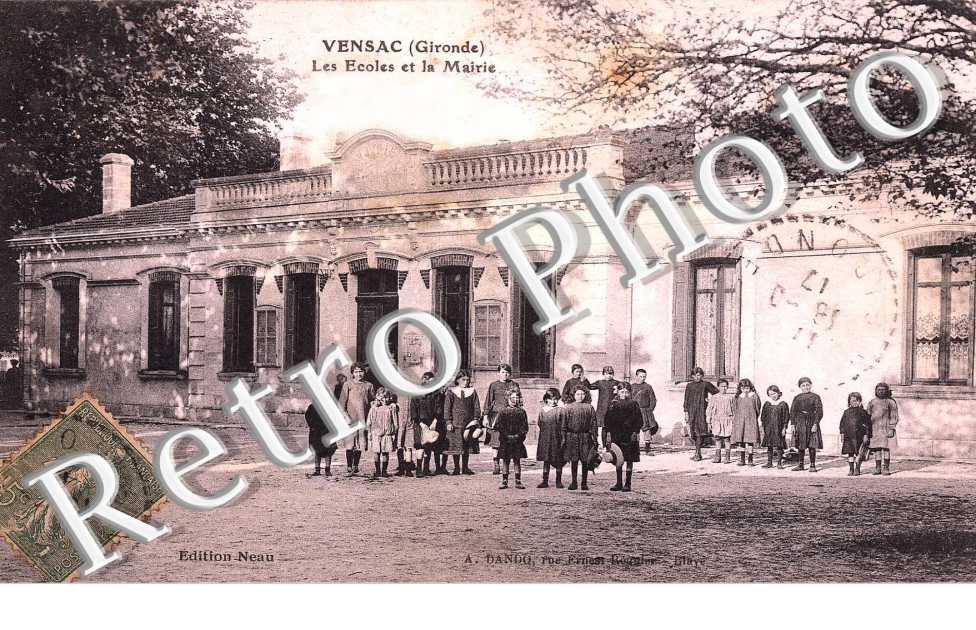 Les ecoles et la mairie