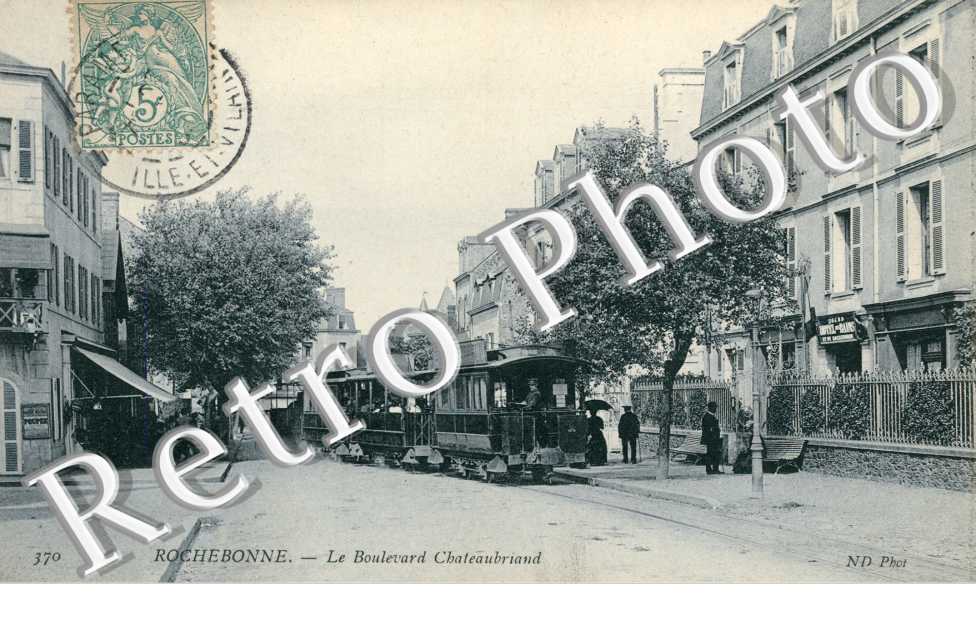 Le Boulevard Chateaubriand ROCHEBONNE