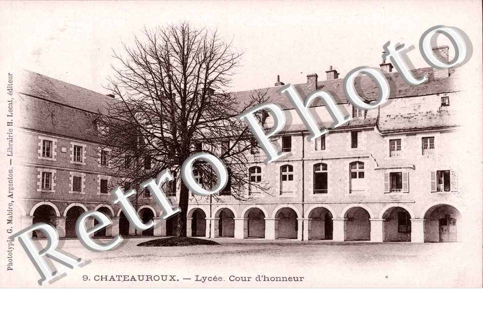 LE LYCEE COUR D HONNEUR