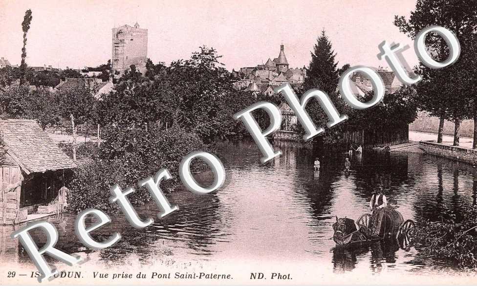 Vue prise du Pont Saint Paterne