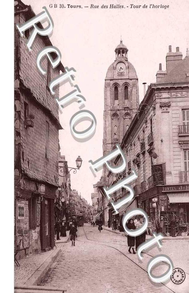 rue des halles.tour de l'horloge