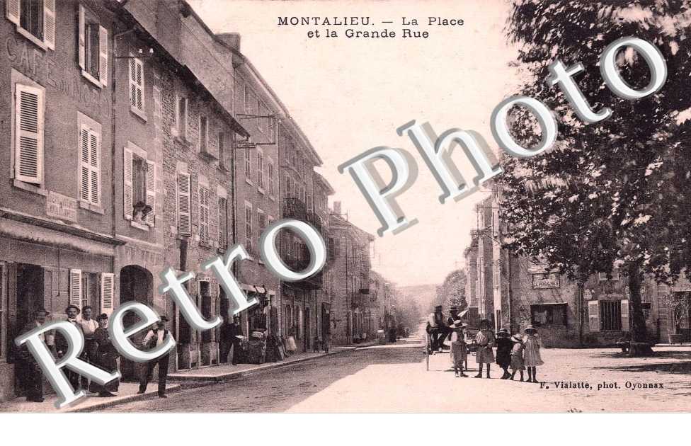 PLACE + GD RUE (groupe perso + char ane de face)