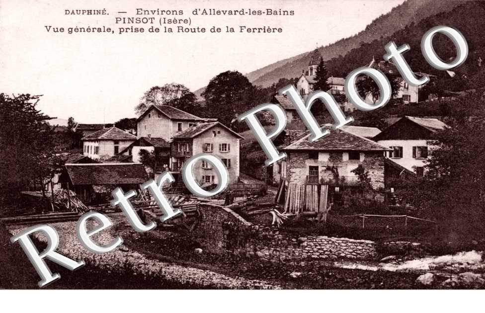 vue generale prise de la route de La Ferriere