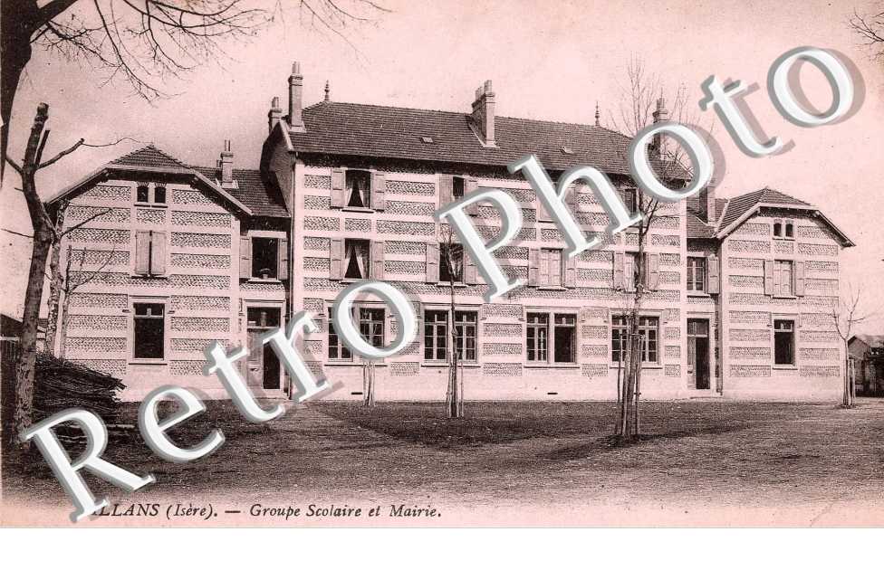 GROUPE SCOLAIRE ET MAIRIE