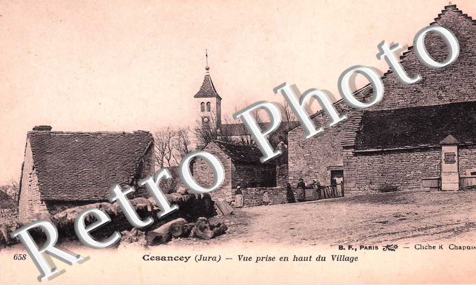 Vue prise en haut du village