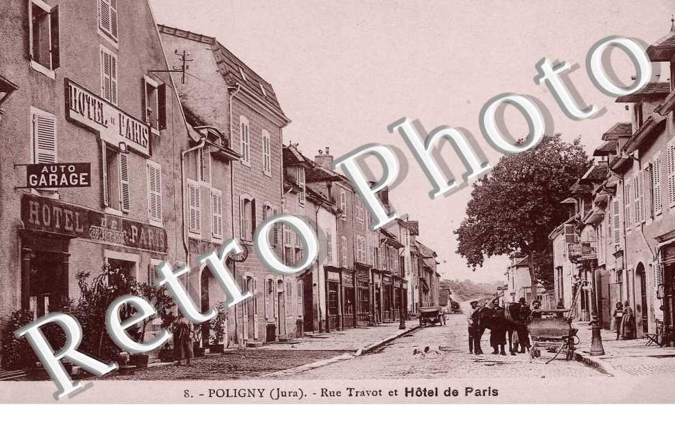 Rue Travot et Hôtel de Paris