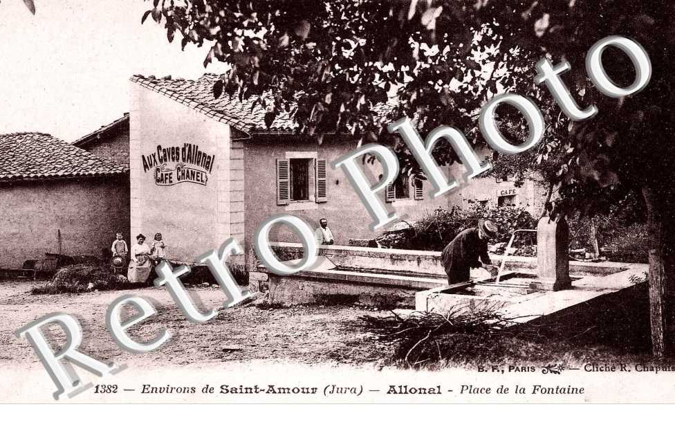 Allonal, place de la fontaine
