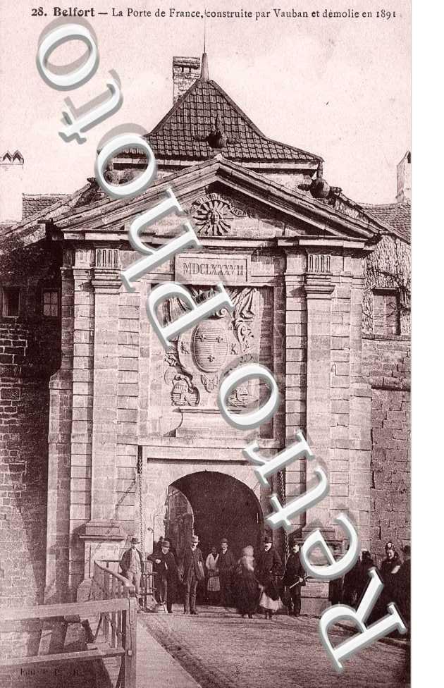 LA PORTE DE FRANCE CONSTRUITE PAR VAUBAN