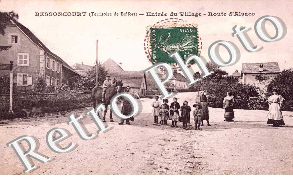 ENTREE DU VILLAGE ROUTE D'ALSACE