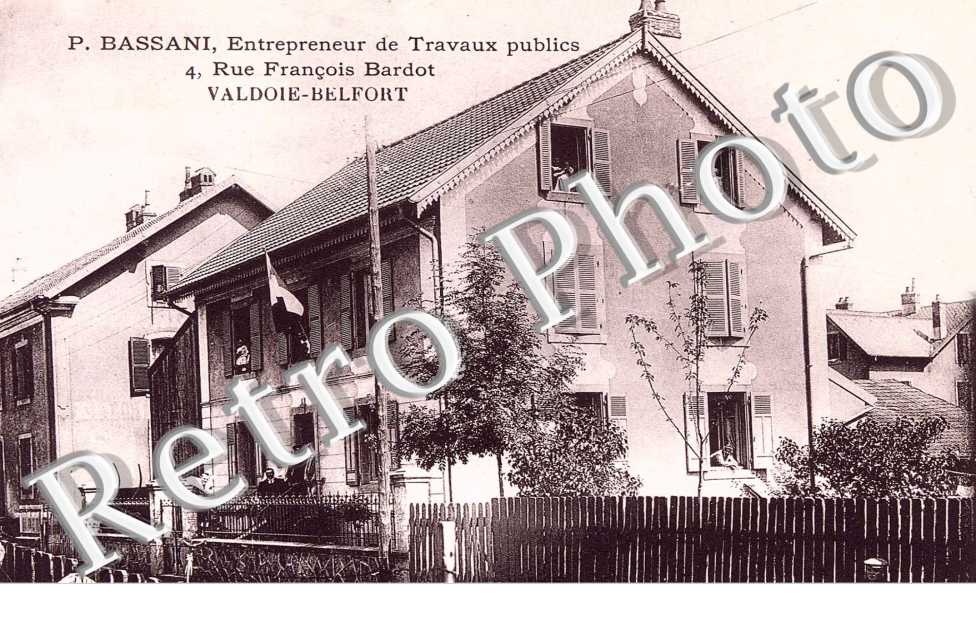 ENTREPRENEUR 4 RUE FRANCOIS BARDOT