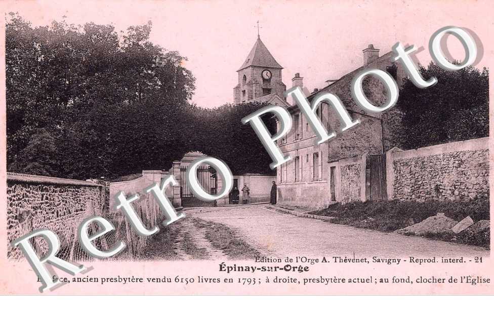 Eglise, ancien et Nouveau Presbytères