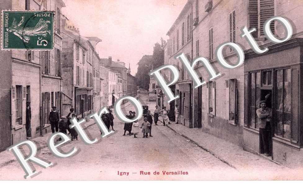 Rue de Versailles