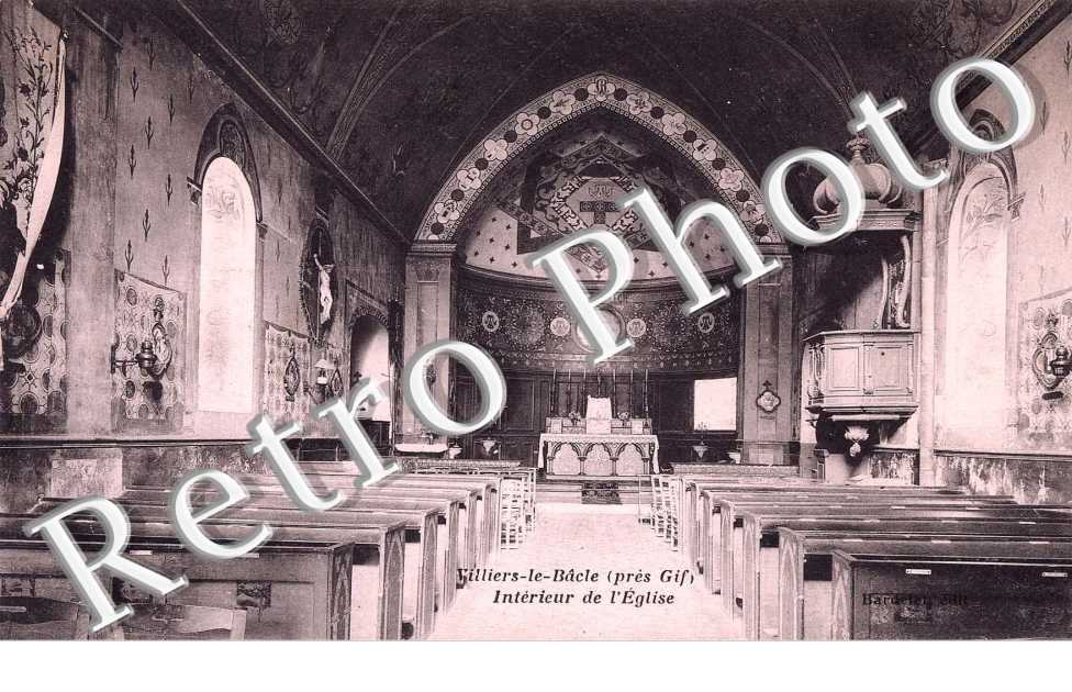interieur de l'eglise