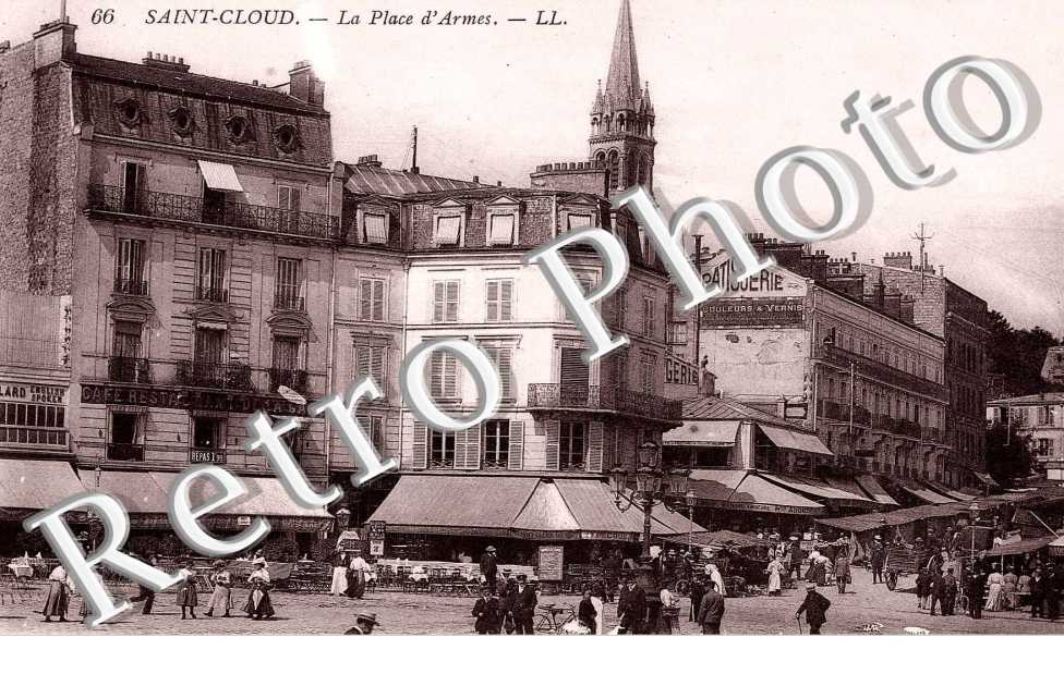 LA PLACE D'ARMES