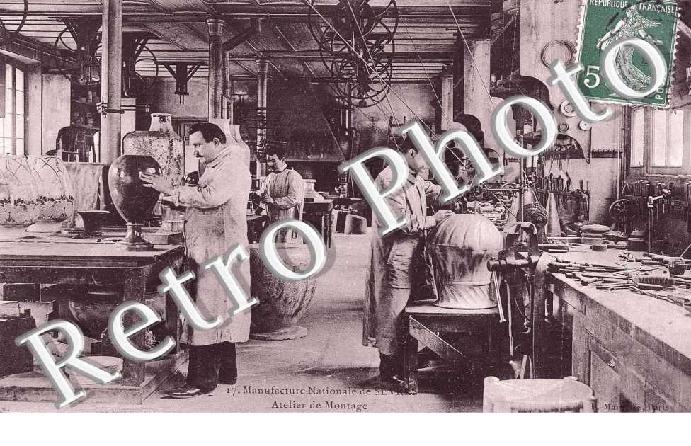 Manufacture nationale de porcelaine de Sevres - Atelier de montage