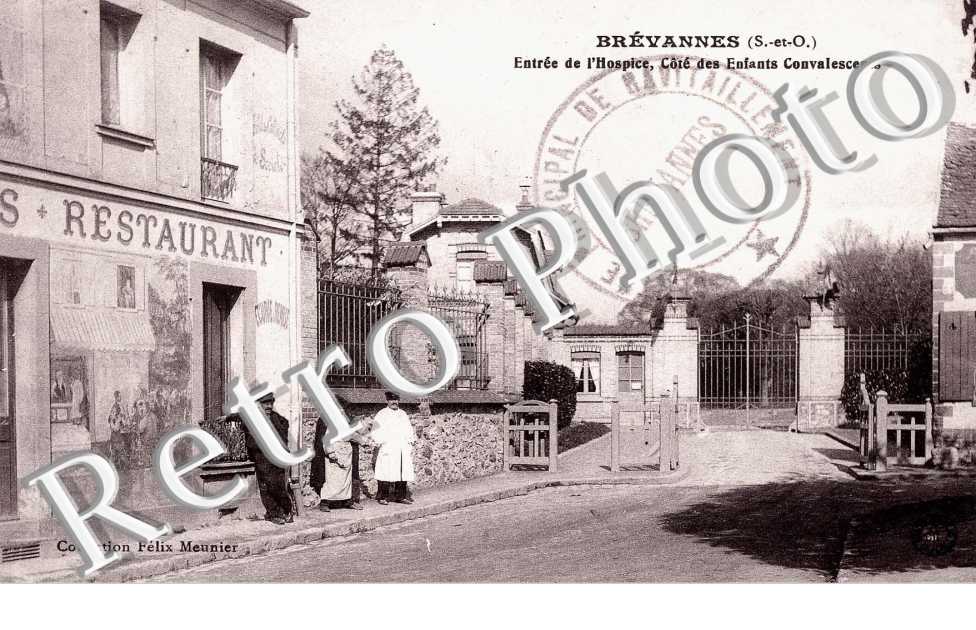 Entree de l'hospice cote des enfants convalescents