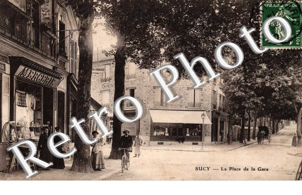 La Place de la Gare