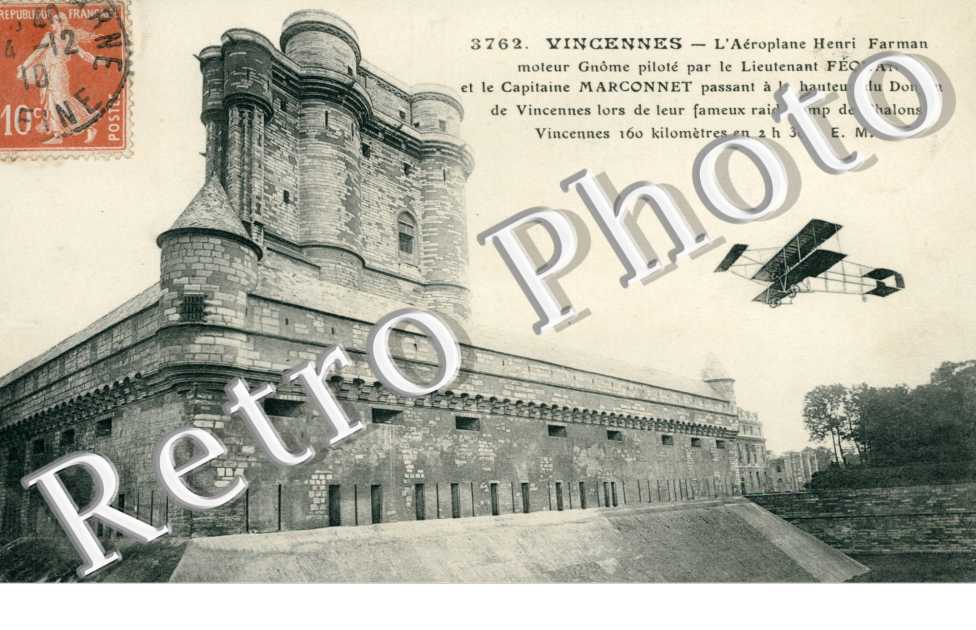 Fort de Vincennes. L'aéroplane Henri Farman piloté par le Lieutenant Fequant et le Capitaine Marconnet