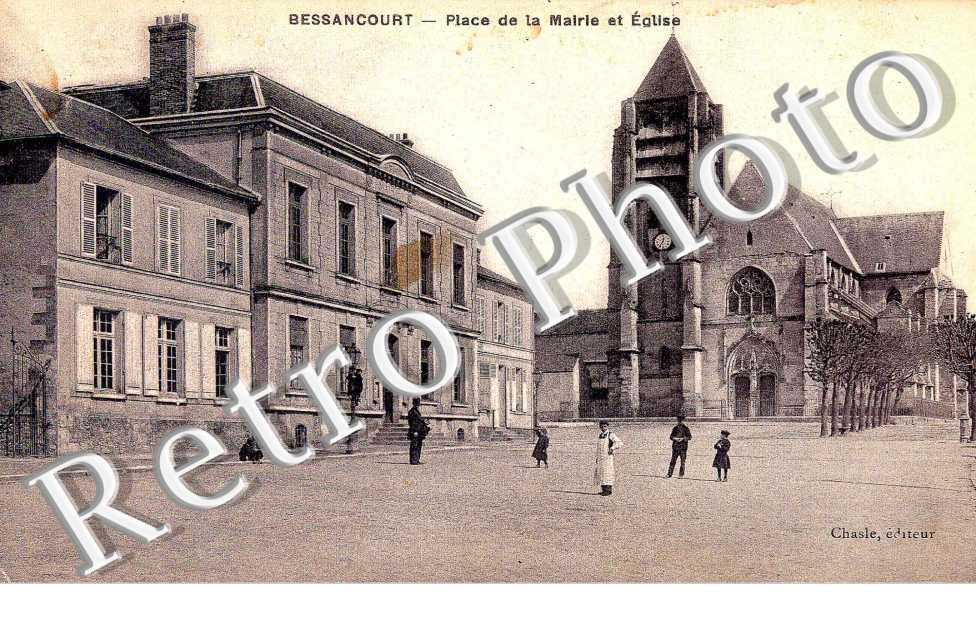 La mairie et l'eglise