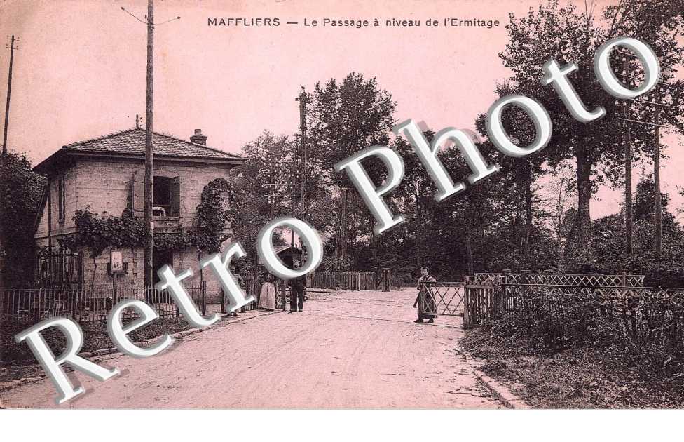 Le passage à niveau de l'Ermitage