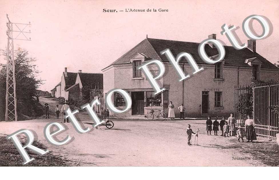L'AVENUE DE LA GARE