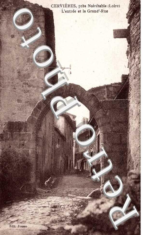 L'entree et la grande rue