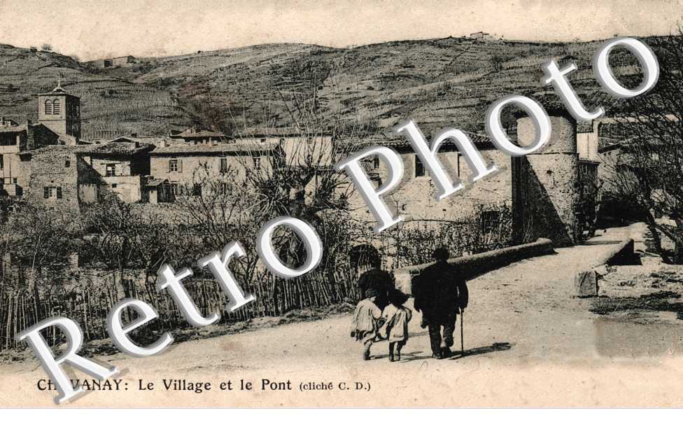 Le village et le pont