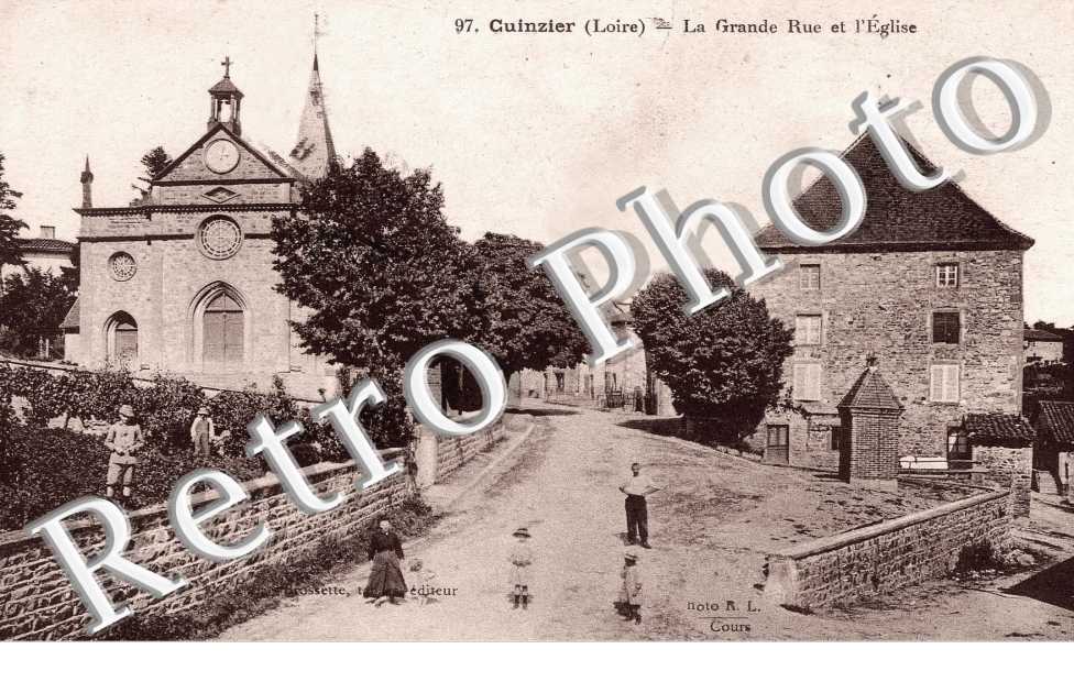 La grande rue et l'eglise