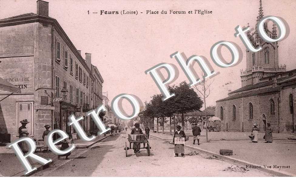 place du forum et l'eglise
